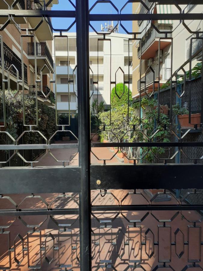 1 Bis Flat Apartment Rome Bagian luar foto